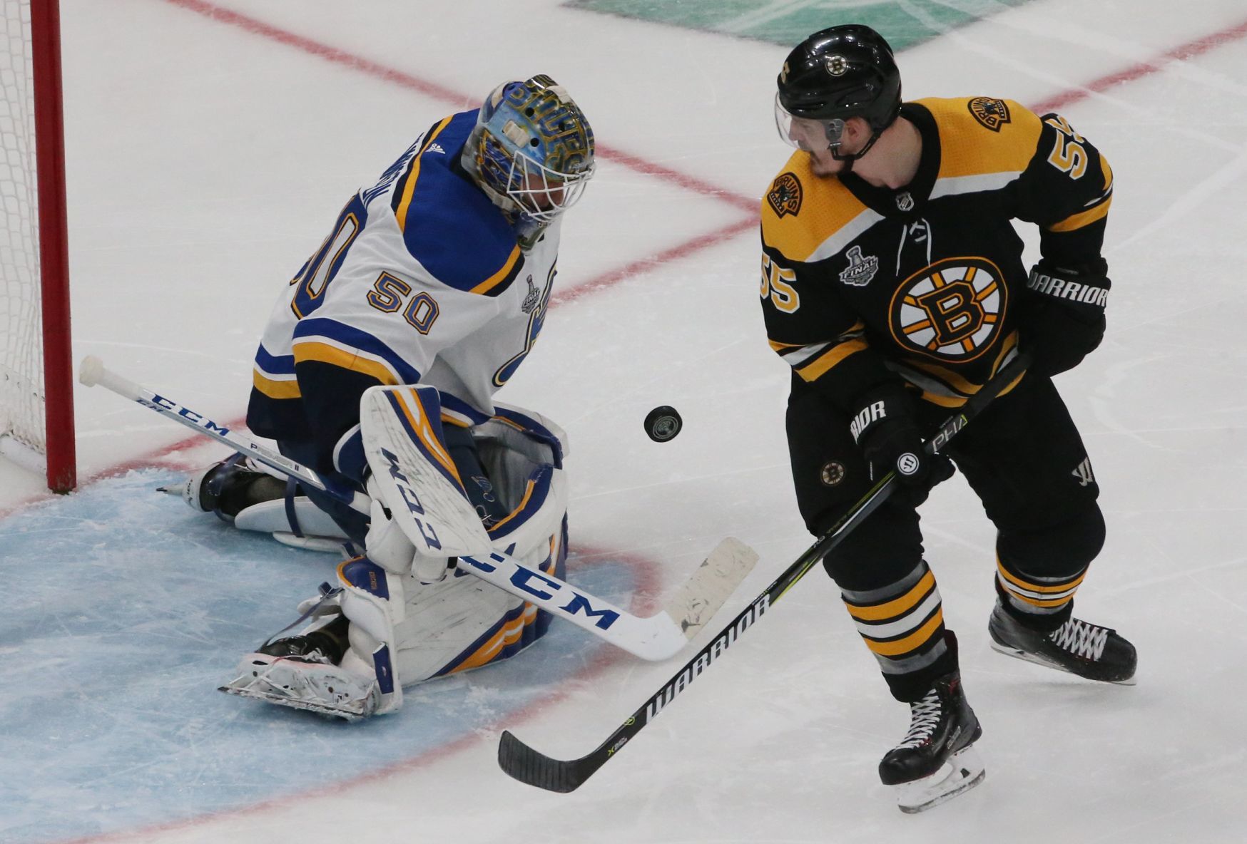 Blues skate in critical Game 5 of the Stanley Cup Final